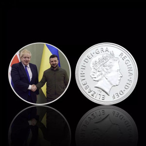 Серебряная монета Президент Зеленский и премьер-министр Борис Джонсон Ее Величества королева Елизаветы II